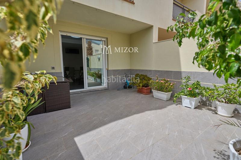 Foto ca094f47-76d6-4748-aafc-bd862ece81a7. Casa a schiera con parcheggio piscina in Playa Fañabé Alto Adeje