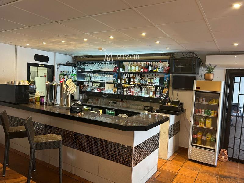 Foto 5ec0b3a5-d940-4203-bcdf-c185f6b4412a. Local comercial local en venta en victoria court en Arona