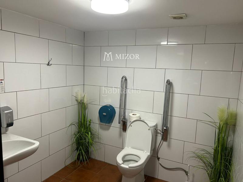 Foto 97814f36-b976-4b47-bf07-c47c841679a1. Local comercial local en venta en victoria court en Arona