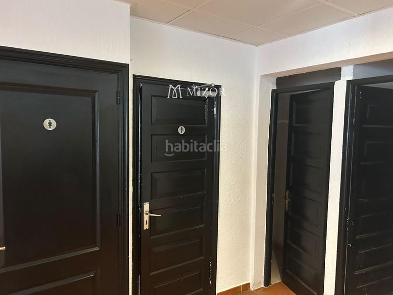 Foto c7476362-f500-44eb-99d2-0acb3a826436. Local comercial local en venta en victoria court en Arona