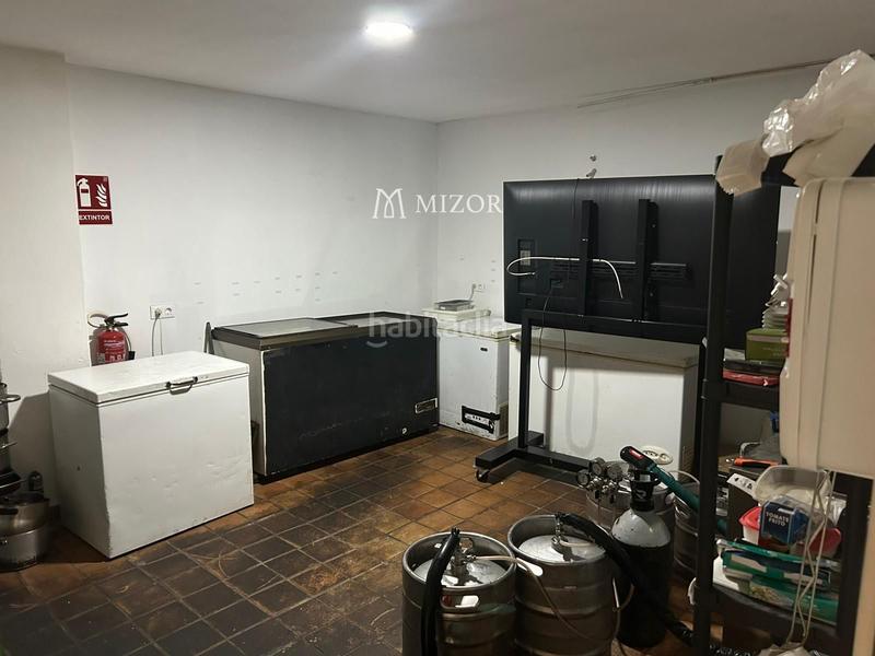 Foto e299dc1e-53f6-4b82-98ad-5a0c662718a6. Local comercial local en venta en victoria court en Arona