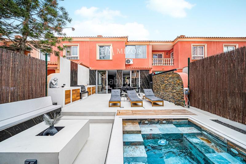 Foto 0dda7924-0398-4153-90cf-599c436a4d20. Maison avec parking piscine dans Playa del Duque Adeje