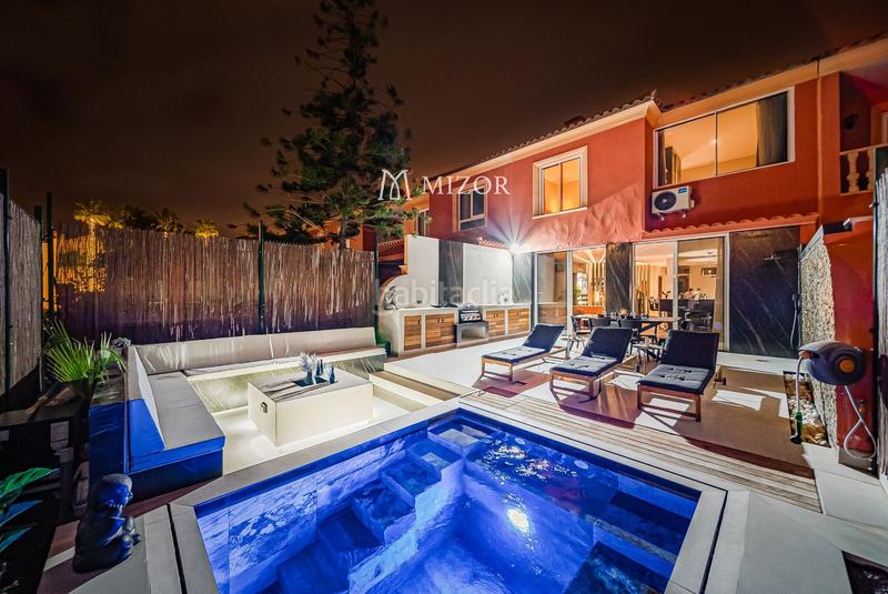 Foto a45baca2-32e4-4ff6-a780-2ac2a263c9c8. Maison avec parking piscine dans Playa del Duque Adeje