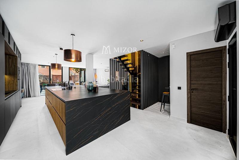 Foto de6eb5bc-5b1c-4076-b719-c054e28df04d. Maison avec parking piscine dans Playa del Duque Adeje