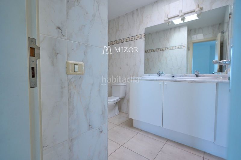 Foto 691a6ff0-6c0b-42d3-b9d5-11468c0cdc91. Casa adossada amb aparcament piscina a Playa de Fañabé Adeje