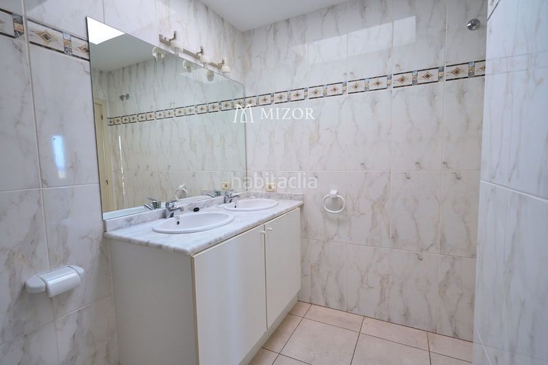 Foto 99f3953f-bd07-496a-b2be-152f8e0a9832. Casa adossada amb aparcament piscina a Playa de Fañabé Adeje