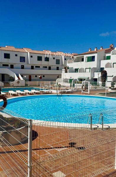 Foto dd9809bd-ad3d-4ad4-8e66-0f8e7dc65a8d. Pis amb piscina a Costa del Silencio Arona