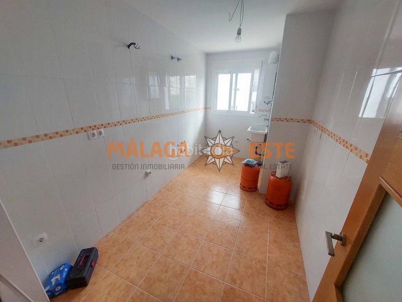 Foto f3795983-fd2b-4cd4-813a-004a05ea3067. Piso en Camino Viejo de Málaga Vélez - Málaga