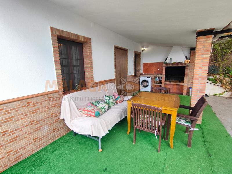 Foto 2a4d287d-e3d9-4c6d-b9e2-0157f6653094. Masía en Periana