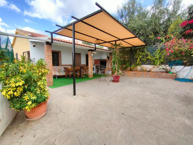 Foto 5bfbfaf2-1fa4-4ea7-9212-3da005c2e83e. Masía en Periana