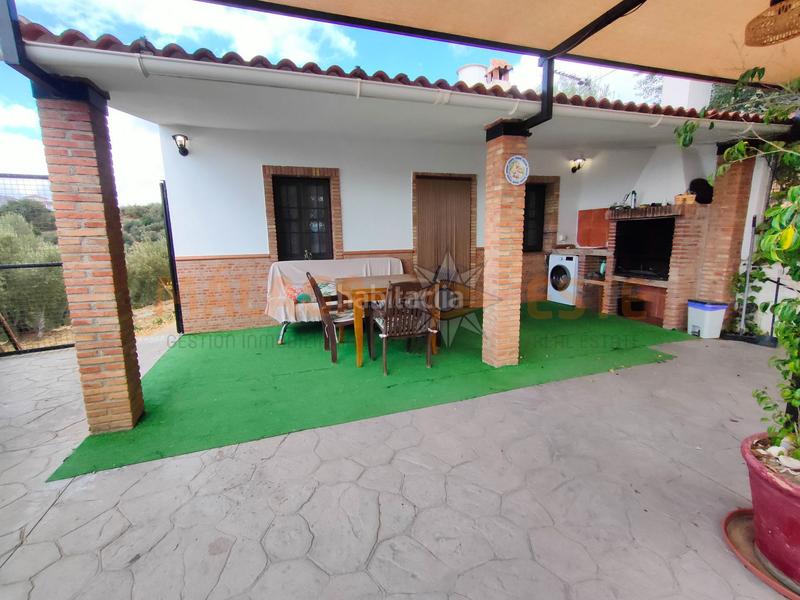 Foto 5d967371-3cab-4e28-9190-9d8d5b452292. Masía en Periana