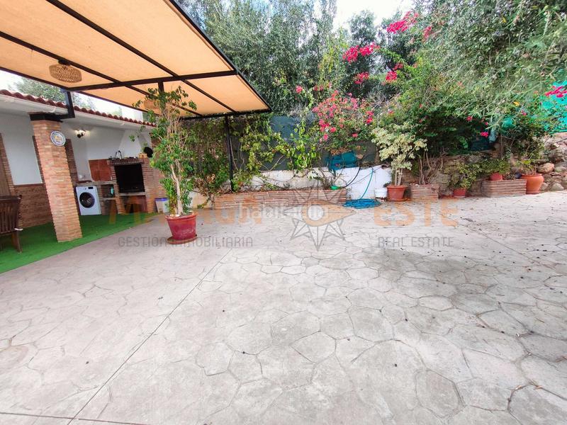 Foto d37ea7a4-b1c1-4f2a-9732-cd3c0488c7cb. Masía en Periana