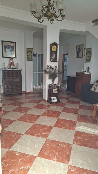 Foto 8a675735-5a48-4361-93f1-8953648193fb. Masia a Poniente-Faro Torre del Mar