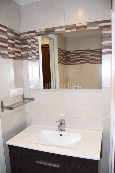 Foto 3ee8d7cb-0897-4e68-b520-a963430f28d0. Estudi amb piscina a Centro Torre del Mar
