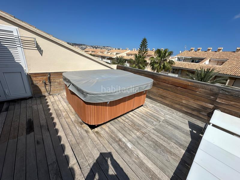 Foto 6ee51084-3401-49dd-aeb8-067218484f6b. Attico con parcheggio piscina in Montañar-El Arenal Xàbia