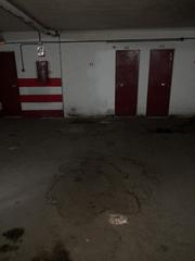 Car parking in Calle Vista Blanca 99