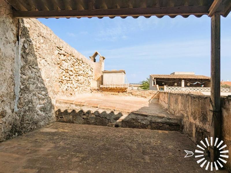 Foto 8e6721b9-94fd-41ed-ac42-1dfc4c5c96c3. Maison jumelée dans carrer major 10 dans Es Llombards Santanyí