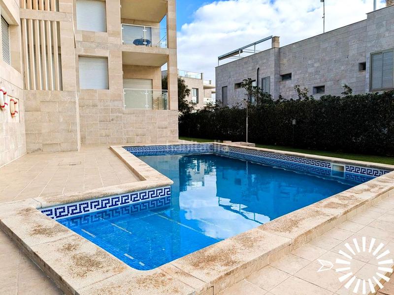 Foto 3f705a20-6f04-43fe-a906-5ab893c30e84. Rent flat in carrer tomarinar 21 in Cala Figuera Santanyí