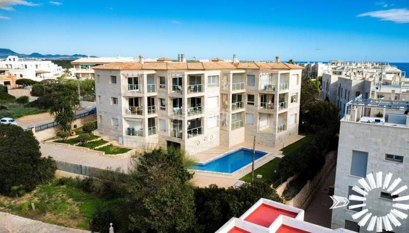 Foto ba04cea3-187d-4663-80b6-01a0d7bf5d9d. Rent flat in carrer tomarinar 21 in Cala Figuera Santanyí