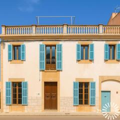 Towny house  Carrer costa i llobera