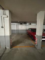 Parking voiture à Piera. Parking en venta en piera