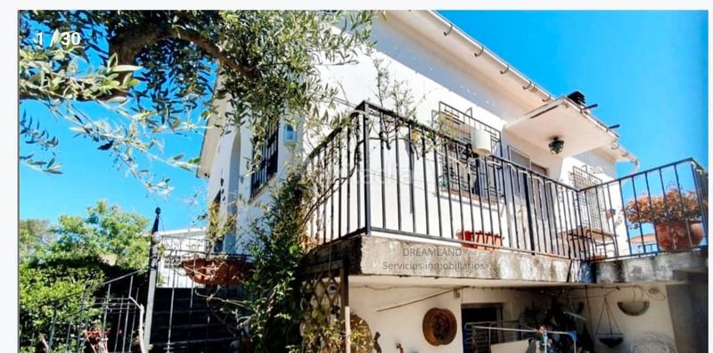 Foto 5b1e7a46-d180-49f2-bdef-e70a1ff63abd. Casa amb xemeneia calefacció aparcament piscina a Sant Esteve Sesrovires