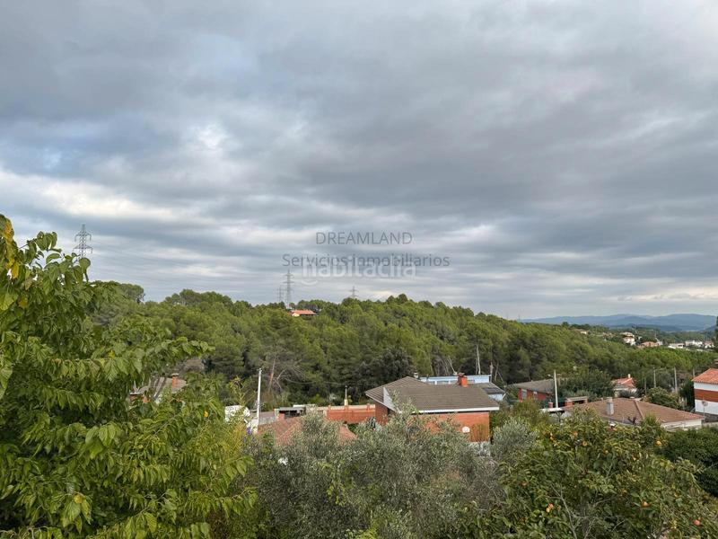 Foto d6baa3f6-3793-4f0d-a847-1fba2a1b782c. Casa amb xemeneia calefacció aparcament piscina a Sant Esteve Sesrovires