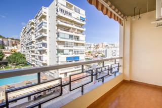 Apartament  Calle calle decano higueras del castillo, 2. Apartamento anteriormente estudio en la carihuela con piscina