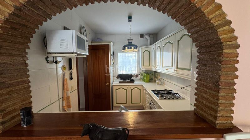 Foto 29735dc9-6b23-4345-b12c-016e16a145e3. Apartament amb aparcament piscina a La Carihuela - Los Nidos Torremolinos