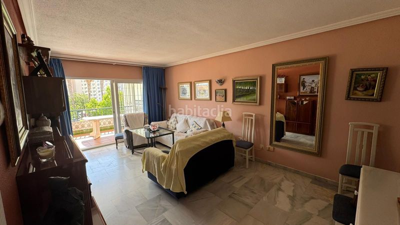 Foto 839387ad-6842-42e1-ac52-1ebde5a45af3. Apartament amb aparcament piscina a La Carihuela - Los Nidos Torremolinos