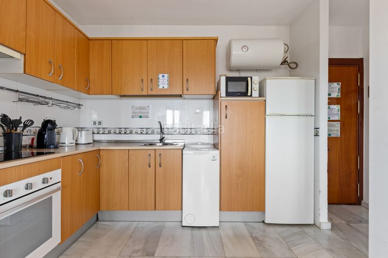 Foto 6bc0c2ef-018f-4668-b53b-9361e678c40c. Apartament amb calefacció aparcament piscina a La Carihuela - Los Nidos Torremolinos