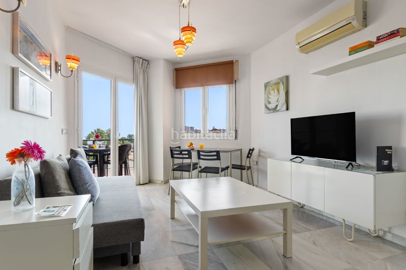 Foto 75896cf3-b424-4d7e-ae30-3294c02dc08e. Apartament amb calefacció aparcament piscina a La Carihuela - Los Nidos Torremolinos