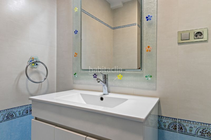 Foto bdc1c27d-8058-47e8-92d5-4649342b9db2. Apartament amb calefacció aparcament piscina a La Carihuela - Los Nidos Torremolinos
