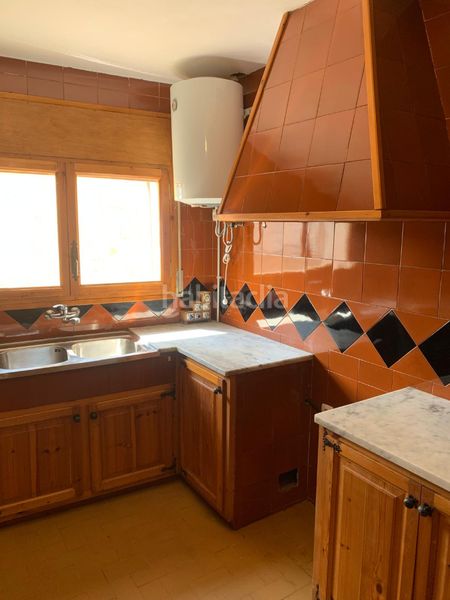 Foto 7732f3ca-e6f8-44b6-87f7-114ab4b6fcb9. Rent flat in Fulleda