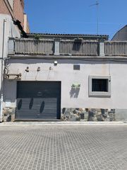 Rent Business premise in Carrer de nostra senyora de montserrat 30. Local en lloguer a les borges blanques!