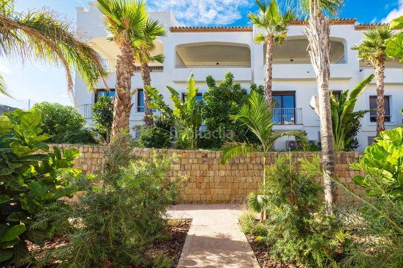 Foto d6e9c061-59cf-4ecd-97f3-b1cbea423671. Casa adossada 246m<sup>2</sup> amb aparcament piscina a Valle Romano Golf Estepona
