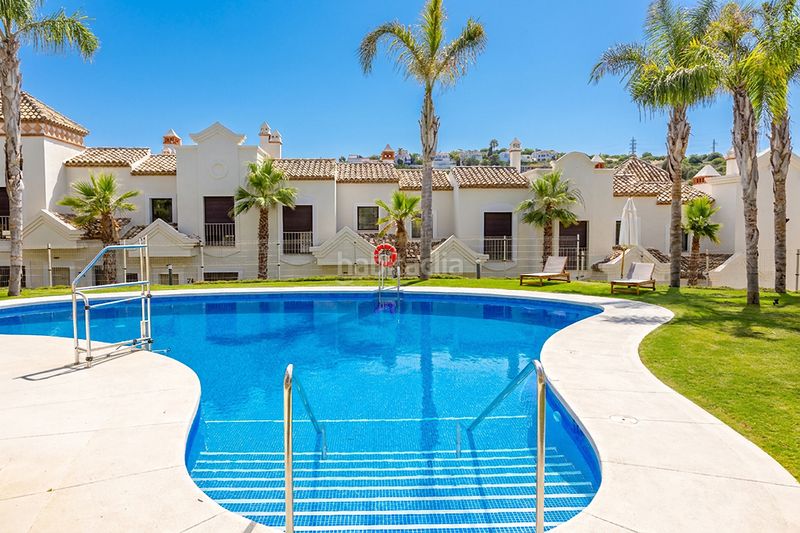 Foto 281161c0-034c-42eb-a3dd-05b5b125c015. Casa adossada 240m<sup>2</sup> amb aparcament piscina a Valle Romano Golf Estepona