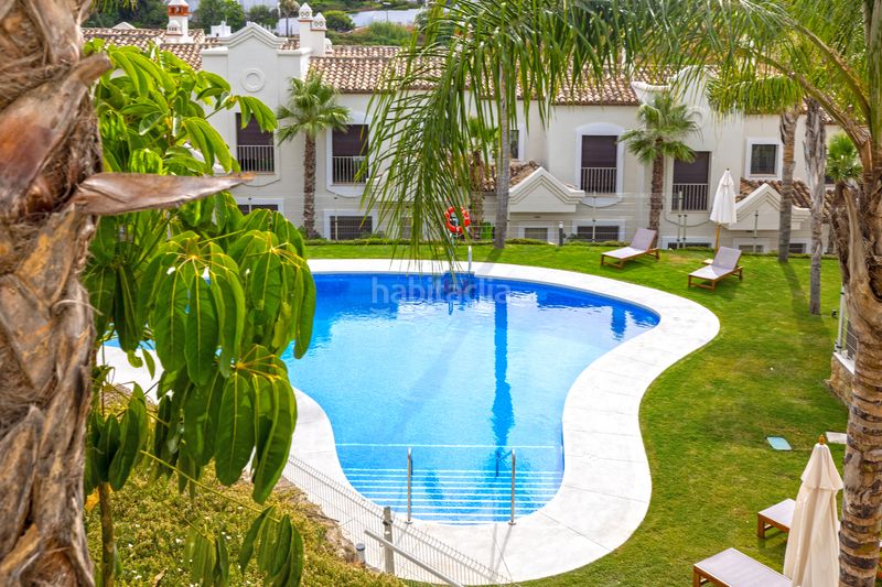 Foto 28fa3b8a-da56-4b19-bc89-fdefa56335c4. Casa adossada 240m<sup>2</sup> amb aparcament piscina a Valle Romano Golf Estepona