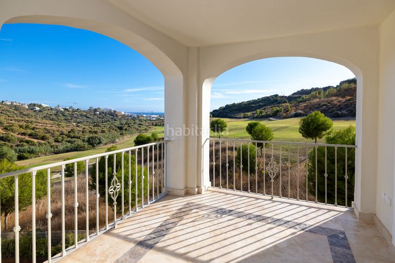 Foto 45046fe0-0f00-43b1-a812-5d74d483af37. Casa adossada 250m<sup>2</sup> amb aparcament piscina a Valle Romano Golf Estepona