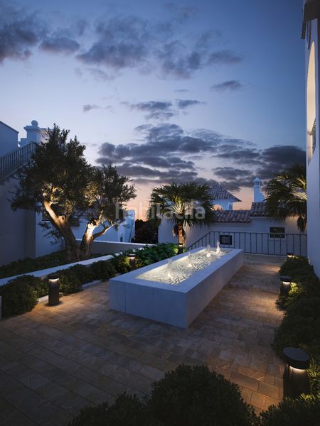 Foto 8300219b-f678-4553-a587-2c429d76028b. Casa adossada 250m<sup>2</sup> amb aparcament piscina a Valle Romano Golf Estepona