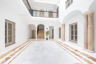 Flat in Plaza de españa 12
