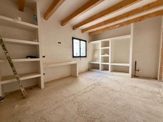 Casa a Ciutadella. Casa con patio reformada