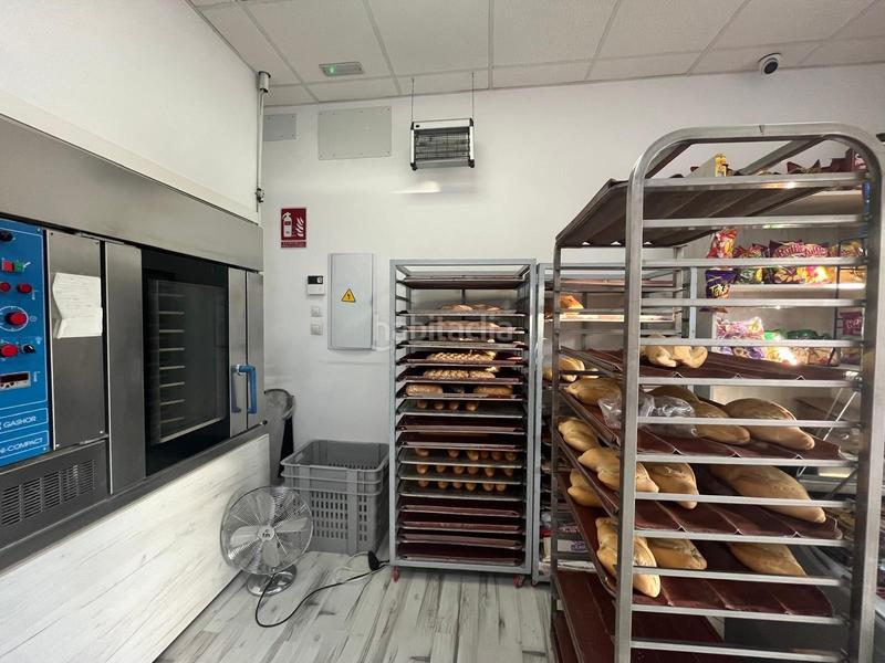 Foto e513f3ff-b430-40ca-8820-8e1cfb92204e. Locale commerciale in Poniente-Norte - Miralbaida - Parque Azahara Córdoba
