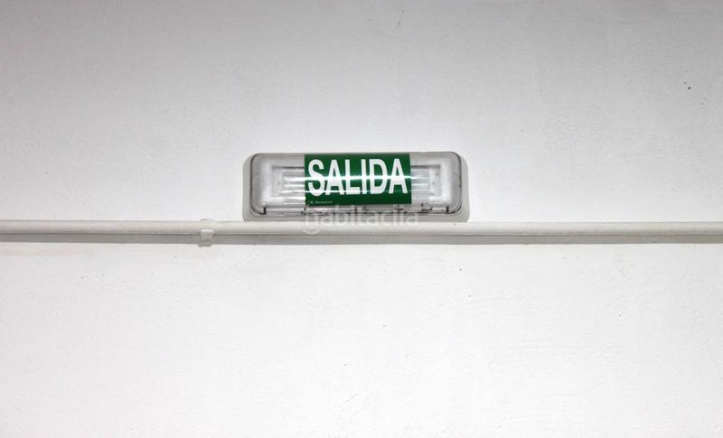 Foto ab023888-8a2e-40c6-bea1-74e7cea84843. Local comercial a Viñuela - Rescatado Córdoba