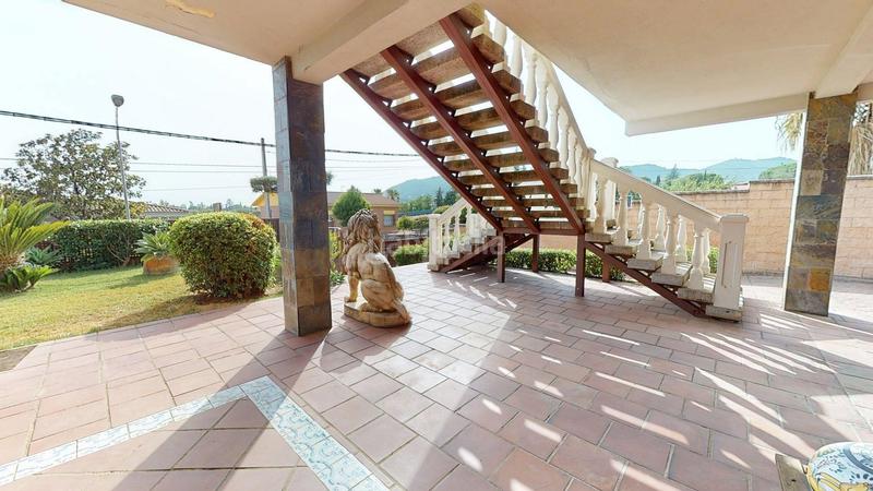 Foto f9e6c92d-c1d2-4cb8-8962-463283bf383e. Xalet amb calefacció aparcament piscina a El Brillante -El Naranjo - El Tablero Córdoba