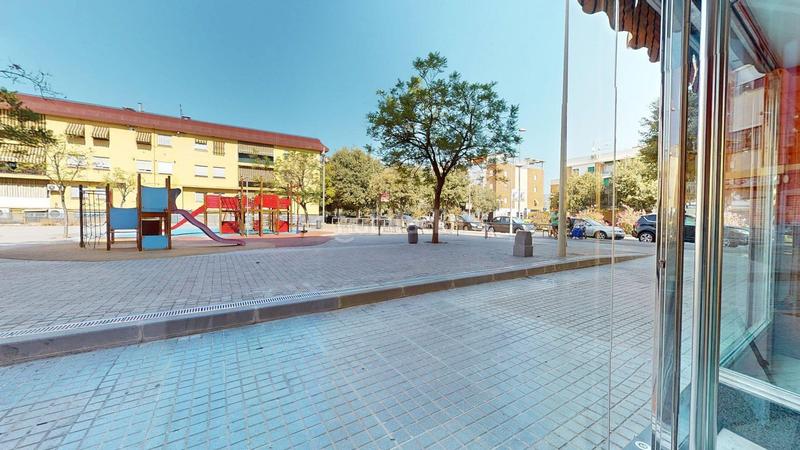 Foto 1ec4af79-7d6e-4dd1-941f-35bf0b329115. Local comercial local con gran potencial en carretera de trassierra inversión asegurada en Córdoba