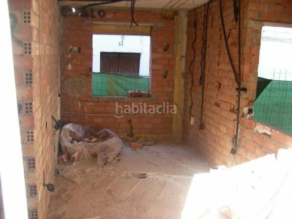 Foto 4a7667d5-b6d7-470a-b078-26e662e5b19f. Casa amb aparcament a Fernán - Núñez