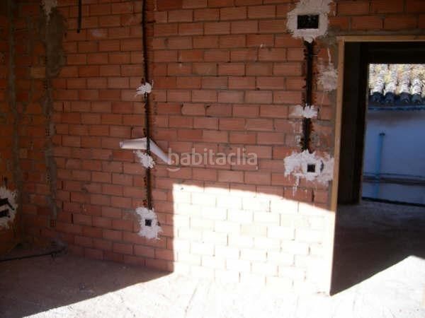 Foto b7e1afc0-be29-4e38-b825-5c7725c4cf34. Casa amb aparcament a Fernán - Núñez