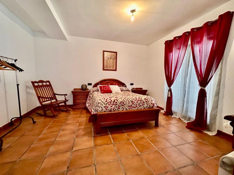 Foto 1f960645-77f9-40a1-9223-59f363c2ef9d. Casa amb aparcament a Fuente Obejuna