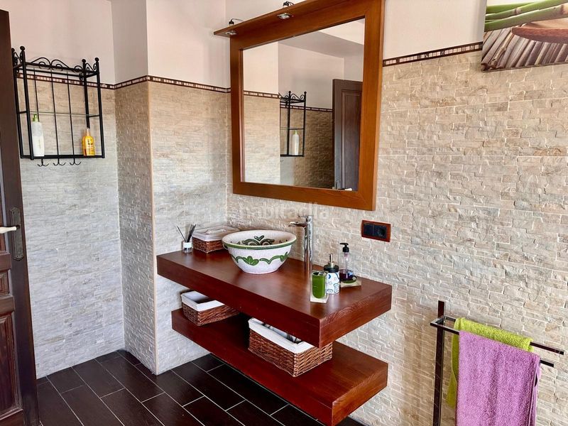 Foto a1f7bdd9-03de-4979-b419-d21b8aa2d772. Casa amb aparcament a Fuente Obejuna